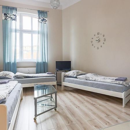 Апартаменты Three Single Beds Торунь Экстерьер фото