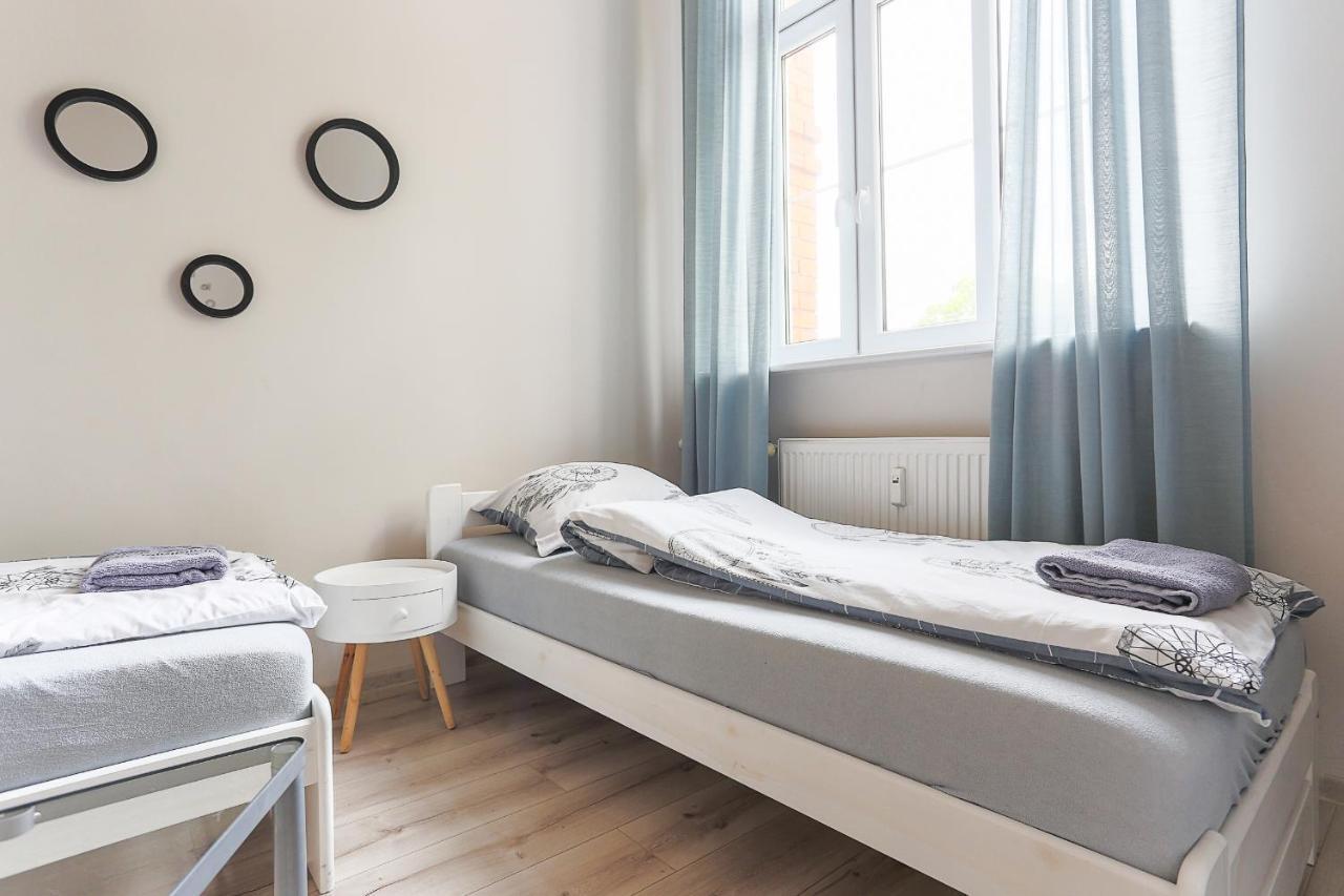 Апартаменты Three Single Beds Торунь Экстерьер фото